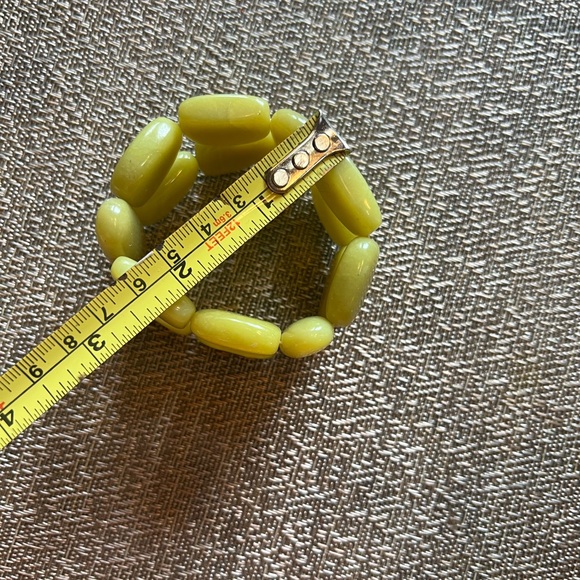 Stretchable serpentine bracelet . - Picture 4 of 6